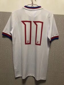 West Ham United Retro Iron Maiden White Jersey 1999 - Imagem 2