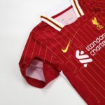 Kids Liverpool Home Kit 2024/2025 - Red - Imagem 5
